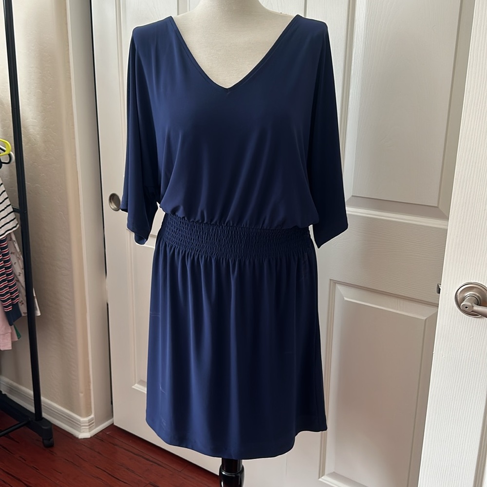 WHBM short sleeve matte jersey smocked kimono dress in navy